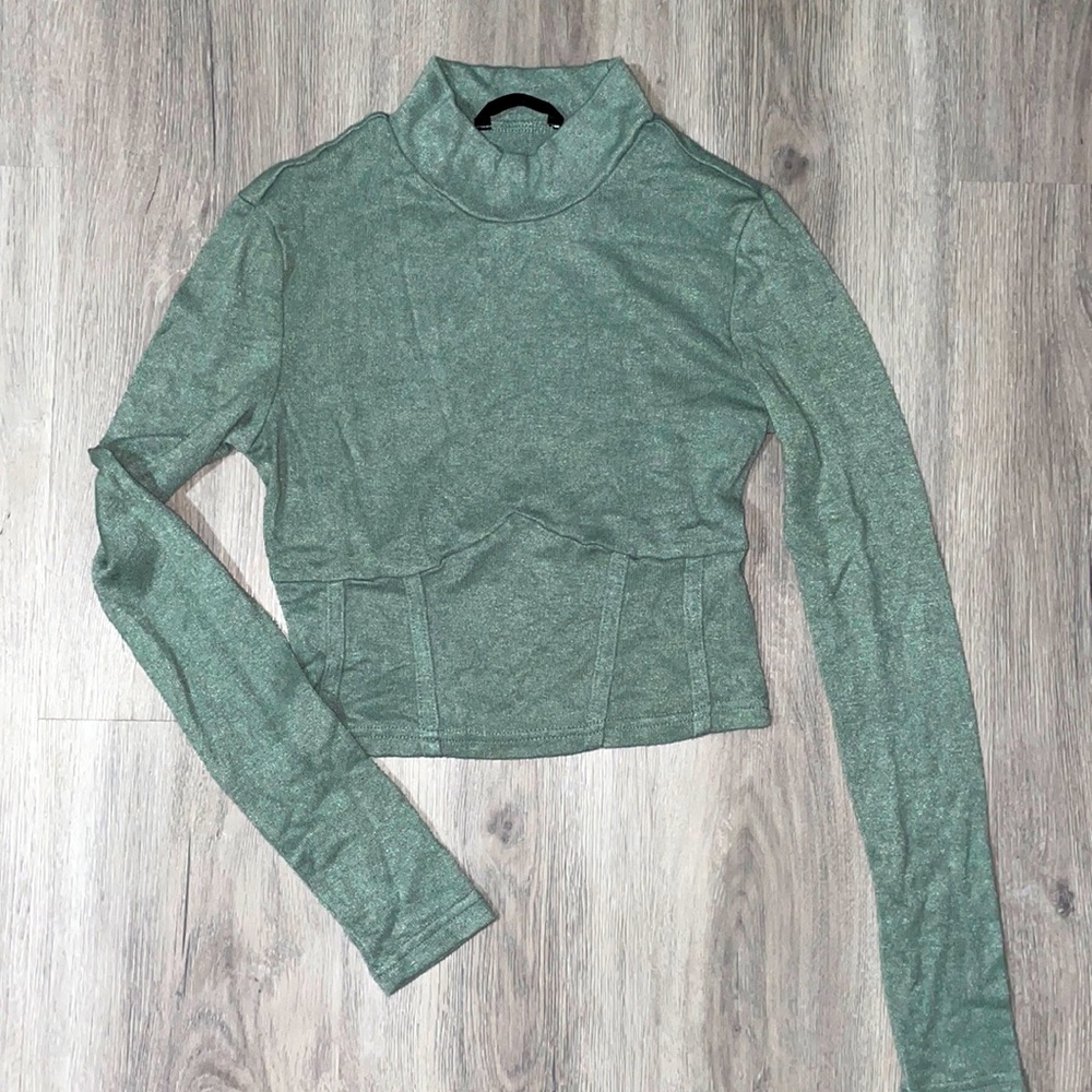 Green long sleeve corset top